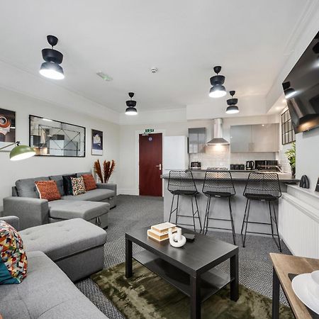 Anfield Cosy Stays - Air Host & Stay - Sleeps 14 Liverpool Ngoại thất bức ảnh