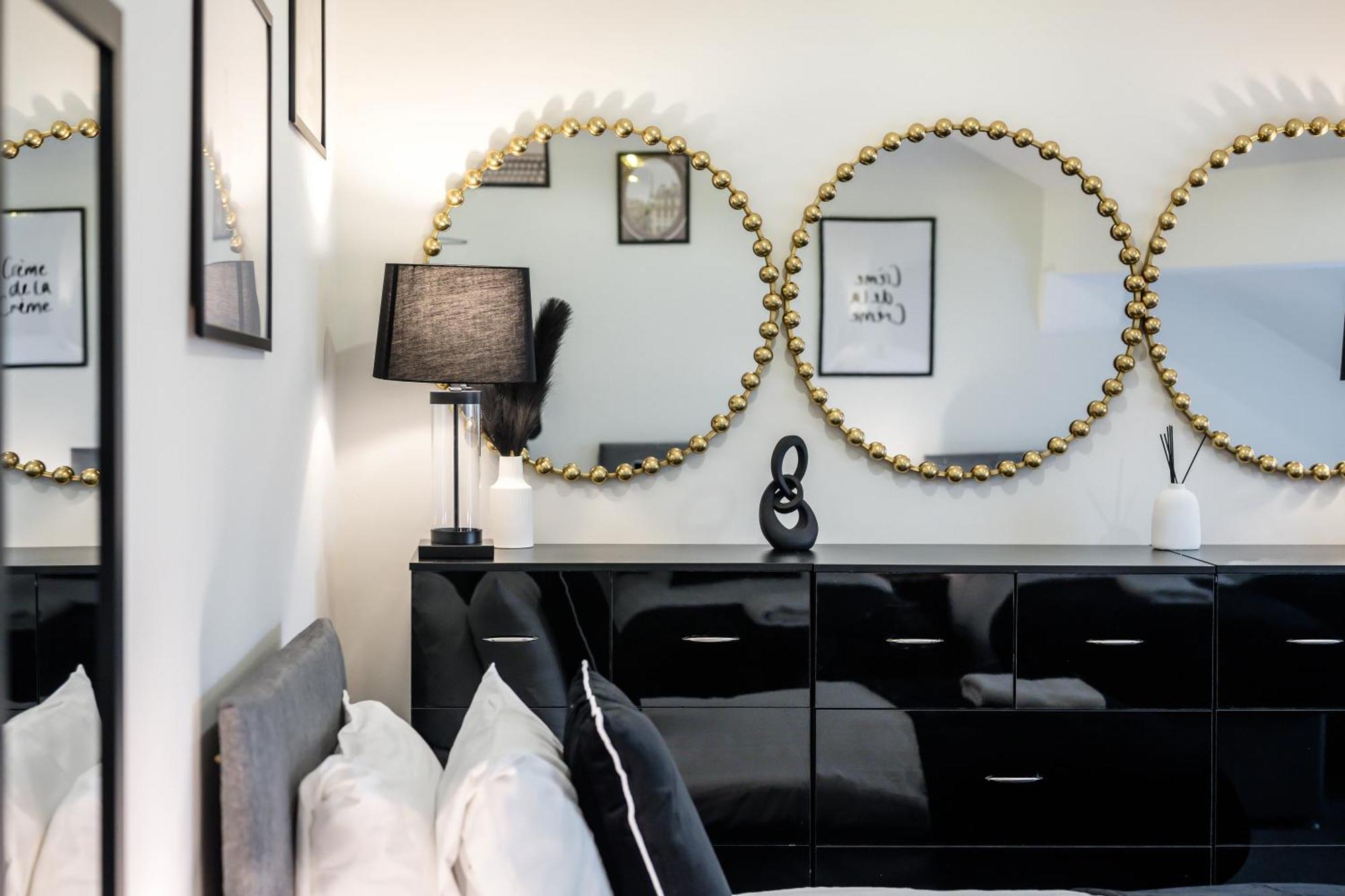 Anfield Cosy Stays - Air Host & Stay - Sleeps 14 Liverpool Ngoại thất bức ảnh